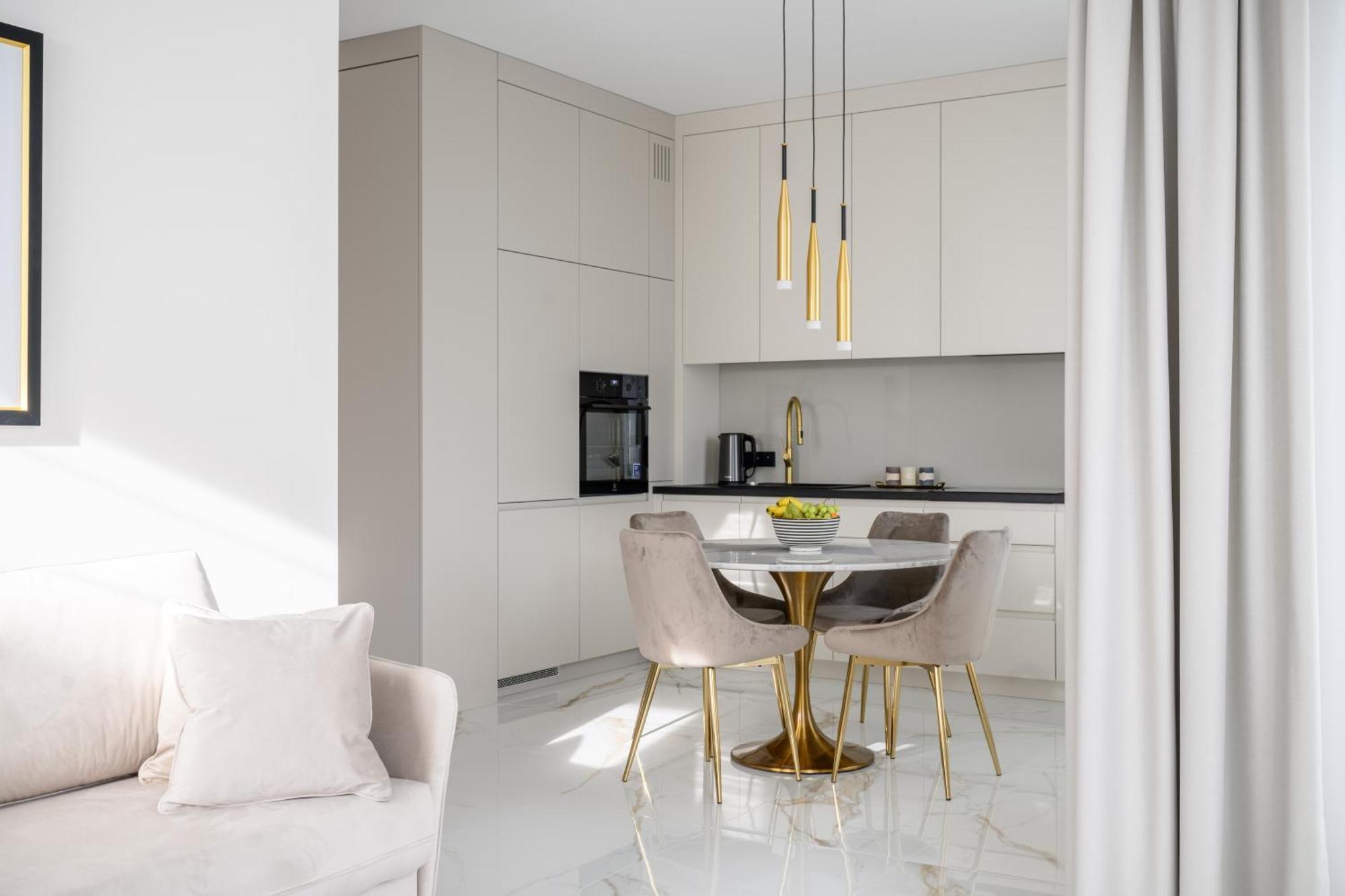 Na Brodatego Apartment